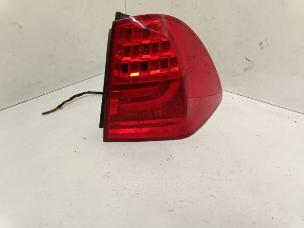 FEU ARRIERE DROIT BMW SERIE 3 E91 BREAK 2008-2012 - Vue 1